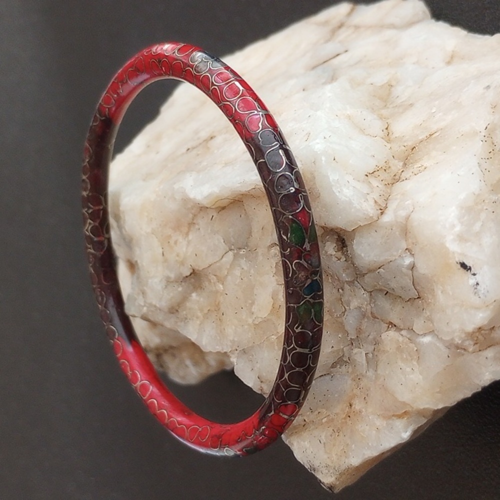 Vintage Red and Black Floral Cloisonne Bangle Bracelet